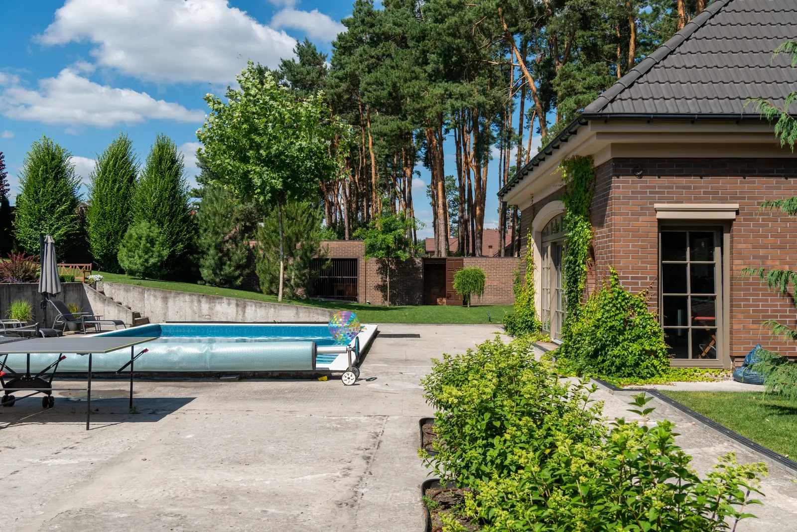 concrete pool deck frisco